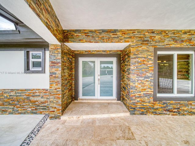 Home for sale at 19390 SW 312th St - photo 5599302