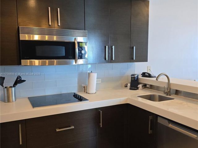 Apartment for sale  Unit #1402 - photo 5656568