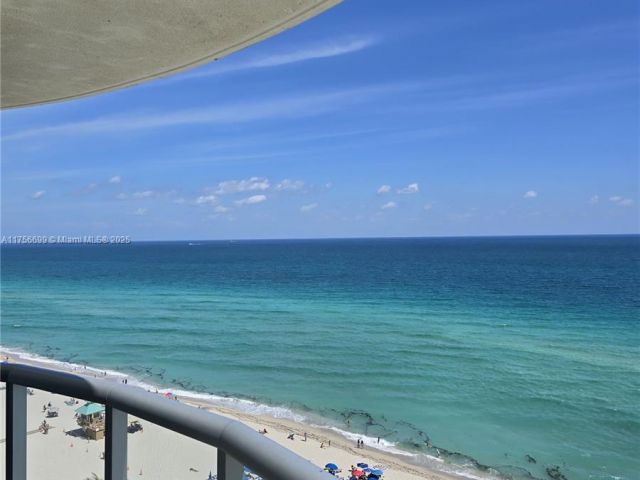 Apartment for sale  Unit #1402 - photo 5656583