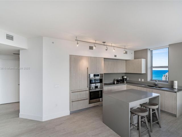 Apartment for sale  Unit #R1609 - photo 5628201