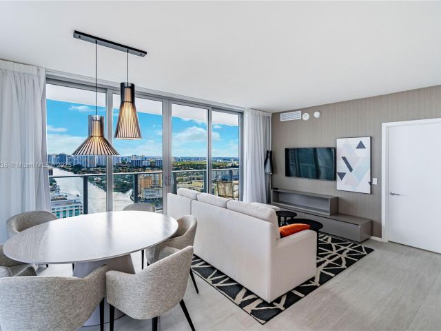 Apartment for sale  Unit #R1609 - photo 5628202