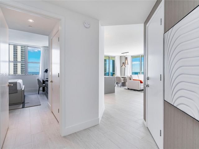 Apartment for sale  Unit #R1609 - photo 5628207