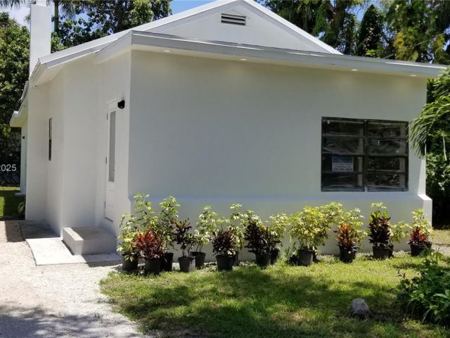 Home for sale at 2465 NE 184th St - photo 5580622