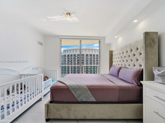 Apartment for sale  Unit #4904 - photo 5696829