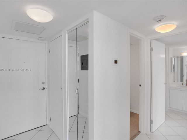 Apartment for sale  Unit #1923 - photo 5921708