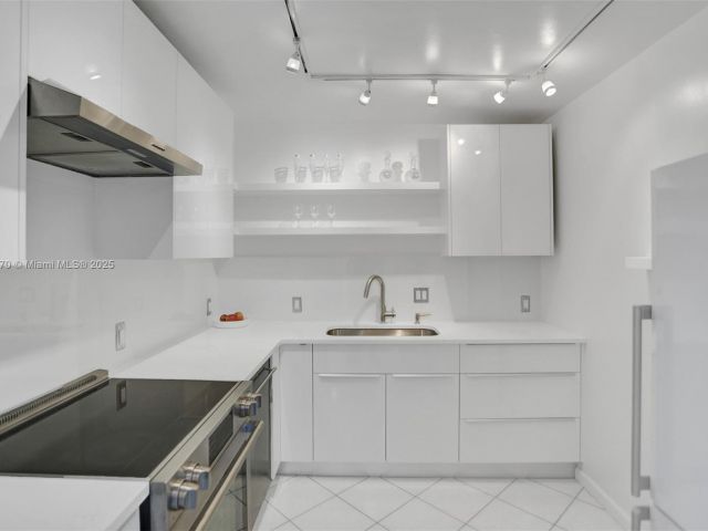 Apartment for sale  Unit #1923 - photo 5921712