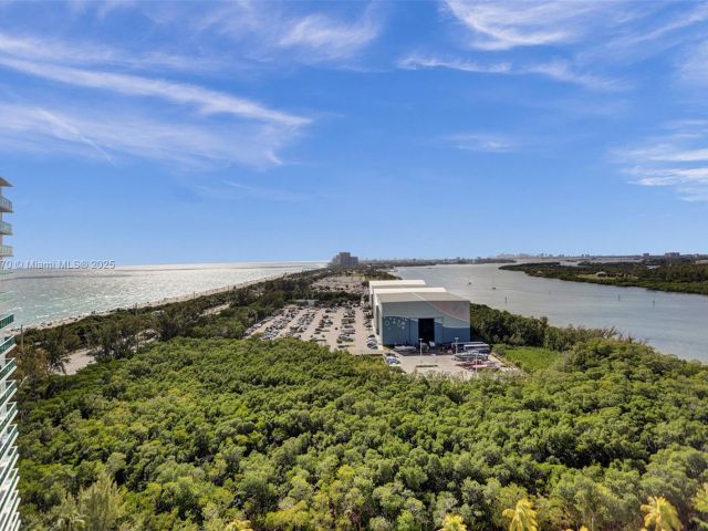 Apartment for sale  Unit #1923 - photo 5921725