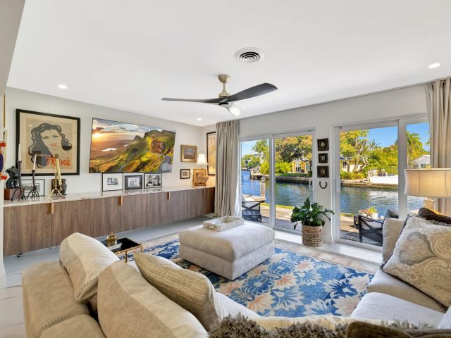 Home for sale at 1981 Coral Gardens Drive - photo 5710739