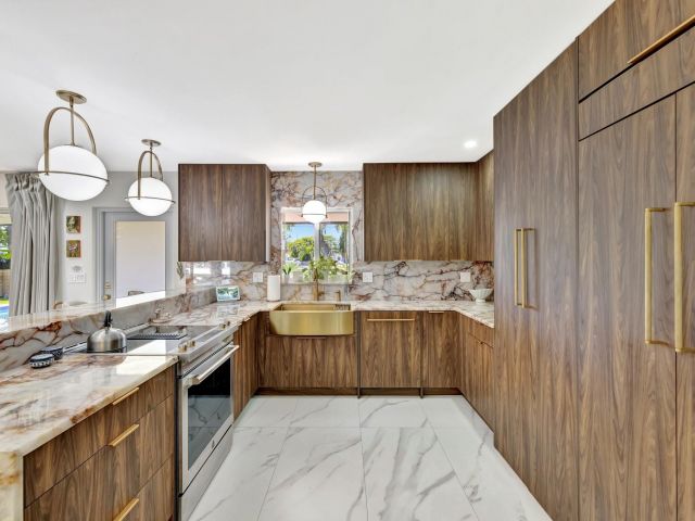 Home for sale at 1981 Coral Gardens Drive - photo 5710751