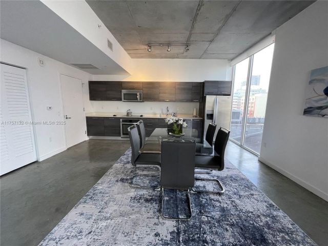 Apartment for rent  Unit # - photo 7467977