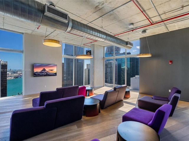 Apartment for rent  Unit # - photo 7467993