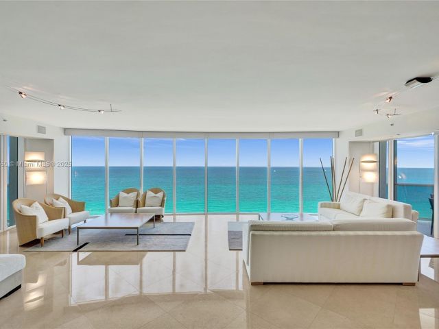 Apartment for sale  Unit #1901 - photo 5671175