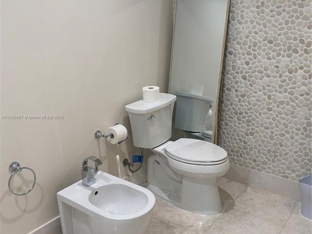 Apartment for sale  Unit #1906 - photo 5777386