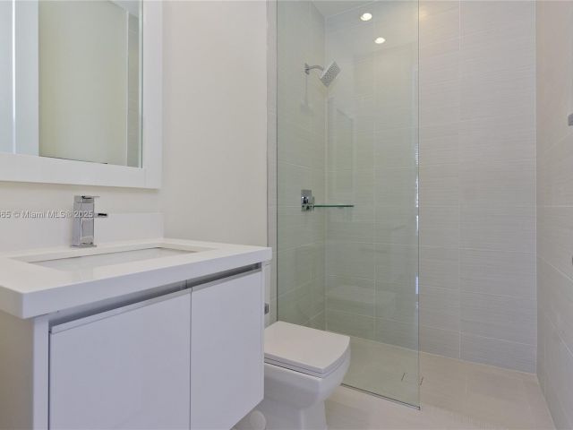 Home for sale at  - photo 5585455