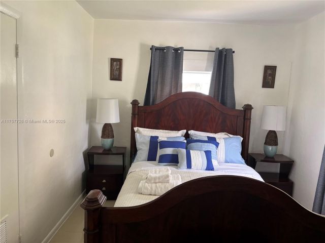 Home for sale at 1283 NW 45th St - photo 6005702