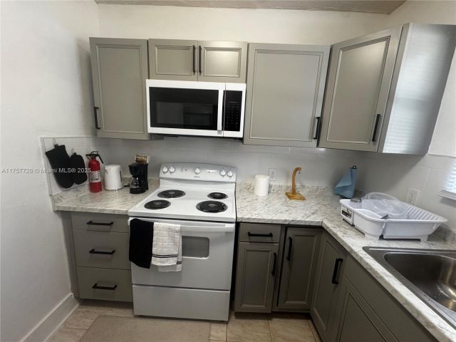 Home for sale at 1283 NW 45th St - photo 6005710