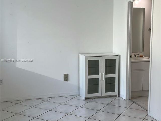 Apartment for sale  Unit #C21 - photo 5931079