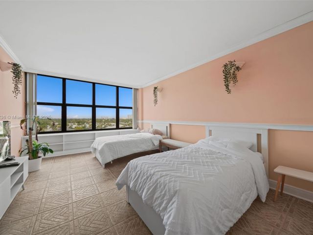 2-bedroom condo for sale in Hallandale Beach - 2500 Parkview Dr 812 - MondialRealty
