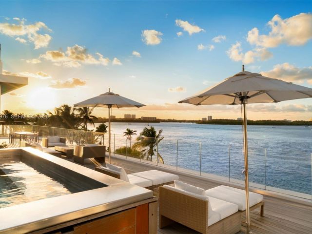 Home for sale at 284 Bal Bay Dr - photo 6785006