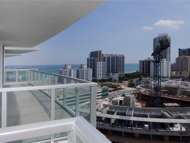 Apartment for rent  Unit #PH5 - photo 5685896