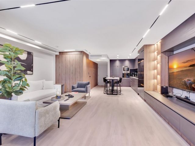 Apartment for sale  Unit #432 - photo 6032057