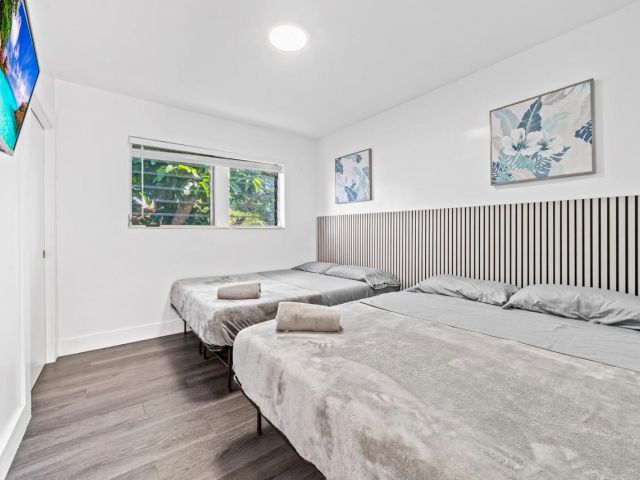 Home for sale at 1215 NE 200th St - photo 5970715