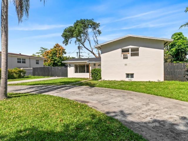 Home for sale at 1215 NE 200th St - photo 5970725