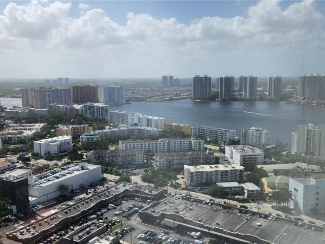 Apartment for rent  Unit #4305 - photo 5660827