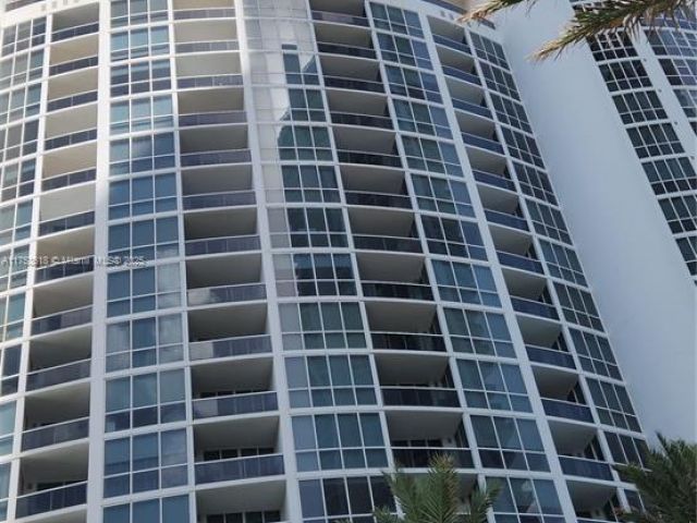 Apartment for rent  Unit #4305 - photo 5660839