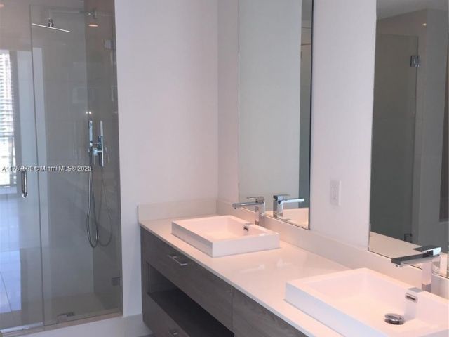 Apartment for sale  Unit #1910 - photo 5620655