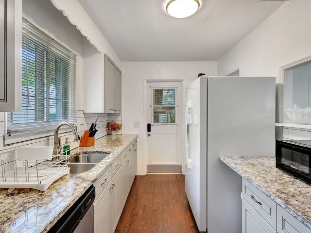 Home for sale at 513 45th Street - photo 5752211