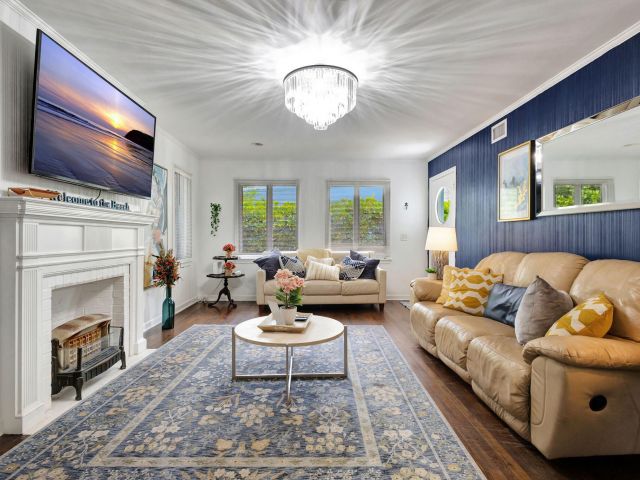 Home for sale at 513 45th Street - photo 5752218