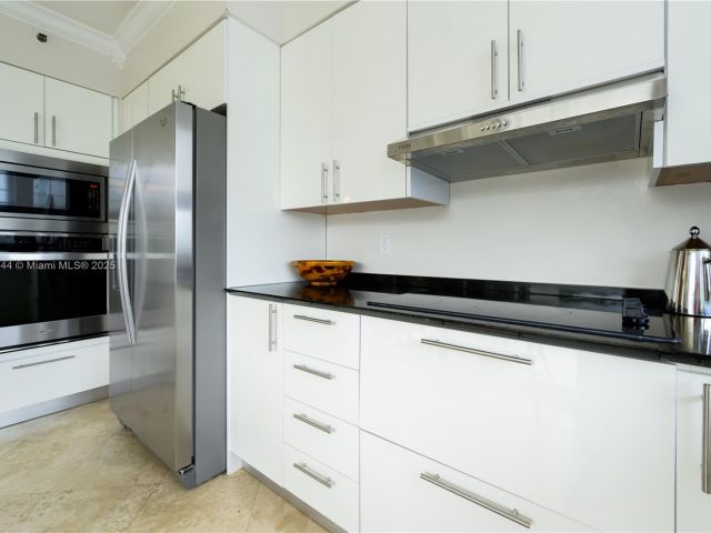 Apartment for sale  Unit #207 - photo 5670712