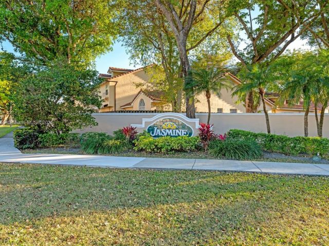 Home for sale at 11060 SW 153rd Ct - photo 6035157