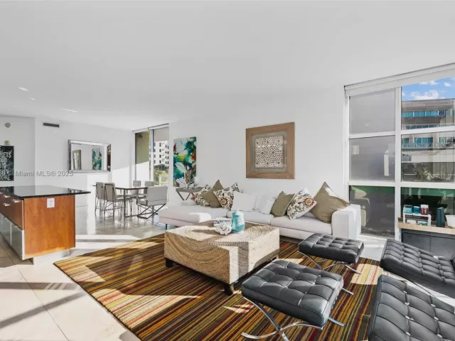 3-bedroom condo for sale in Aventura - 3131 NE 188th St 1-508 - MondialRealty