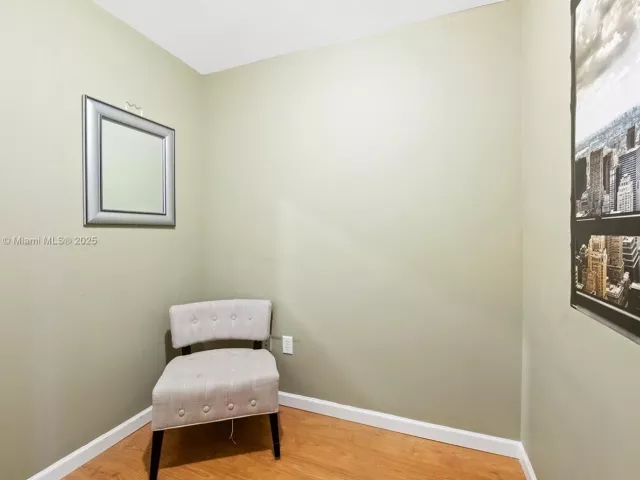 3-bedroom condo for sale in Aventura - 3131 NE 188th St 1-508 - MondialRealty