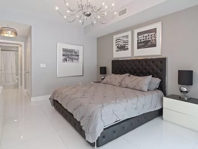 2-bedroom home for sale in Miami - 2020 N Bayshore Dr TH 104 - MondialRealty