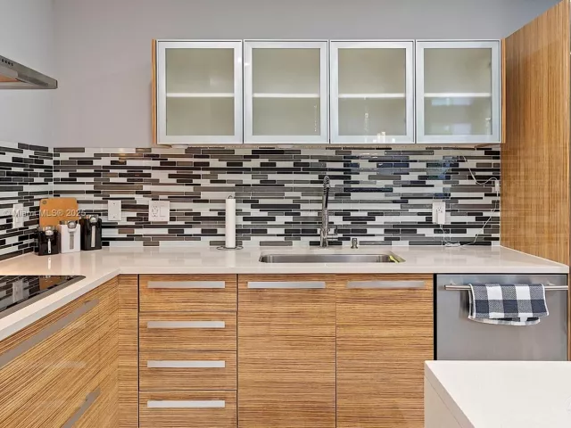 2-bedroom home for sale in Miami - 2020 N Bayshore Dr TH 104 - MondialRealty