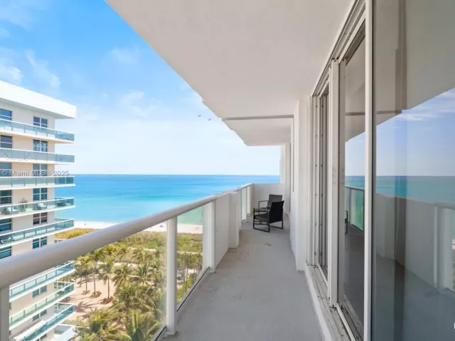 2-bedroom condo for sale in Surfside - 9195 Collins Ave 1103 - MondialRealty