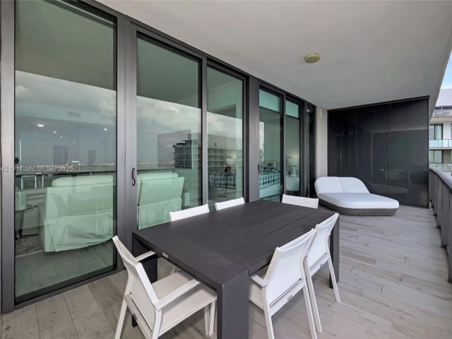 Apartment for sale  Unit #4805 - photo 5654674