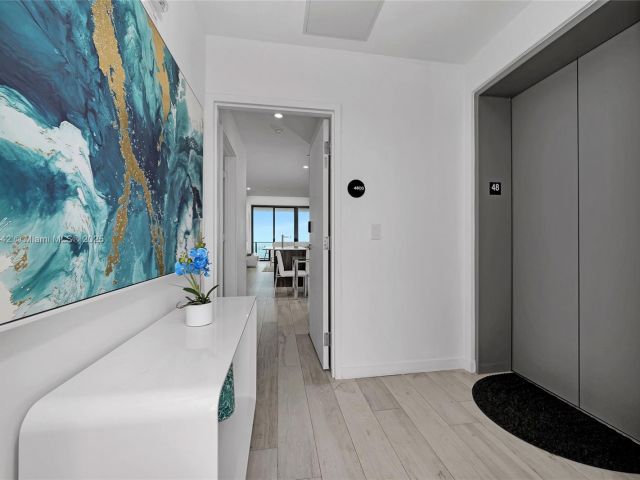 Apartment for sale  Unit #4805 - photo 5654679