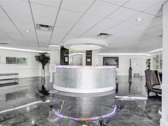 Apartment for sale  Unit #402 - photo 6245423