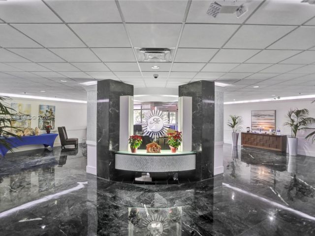 condo for sale in Fort Lauderdale - 3700 Galt Ocean Dr 402 - MondialRealty