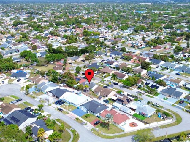 Home for sale at 20520 SW 124th Pl - photo 5794458