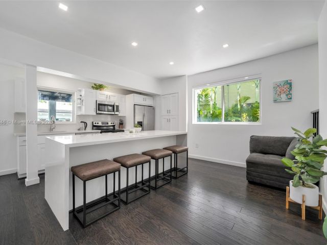 Home for rent at 1745 SW 10th St - photo 6111658