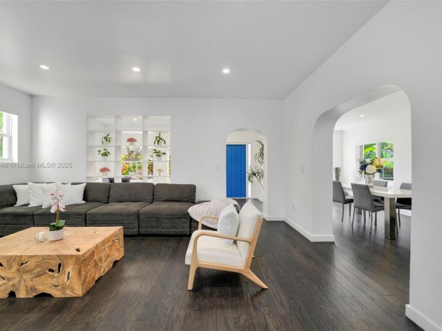 Home for rent at 1745 SW 10th St - photo 6111660