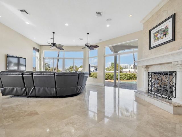 Home for sale at 1261 NE 27th Way - photo 5710359