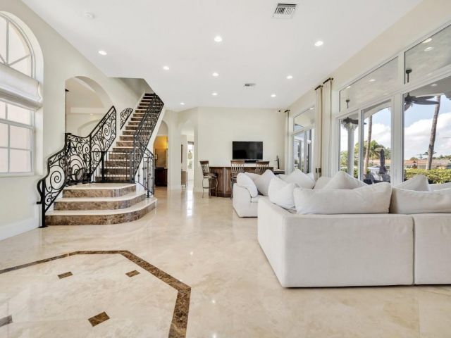 Home for sale at 1261 NE 27th Way - photo 5710368