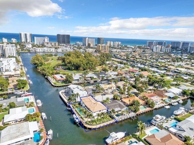 Home for sale at 1261 NE 27th Way - photo 5710369