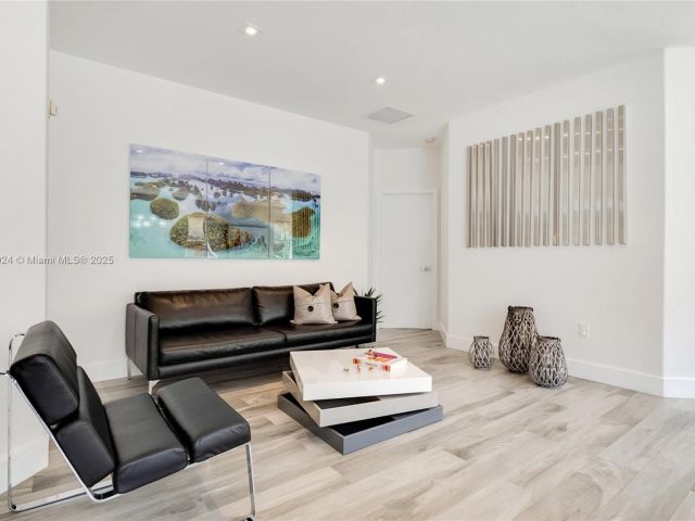 Home for sale at 8527 NW 111th Ct - photo 5705481